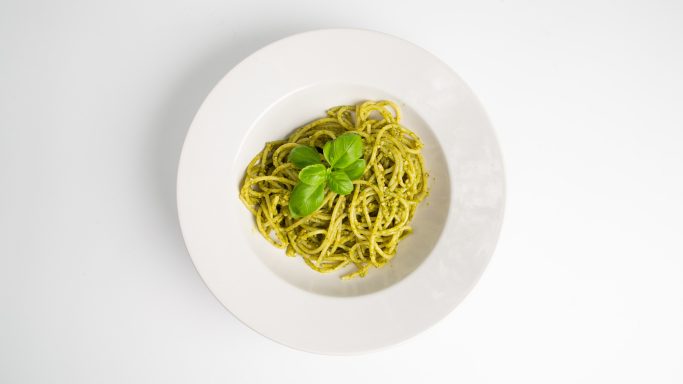 Spaghetti Basilikum Pesto